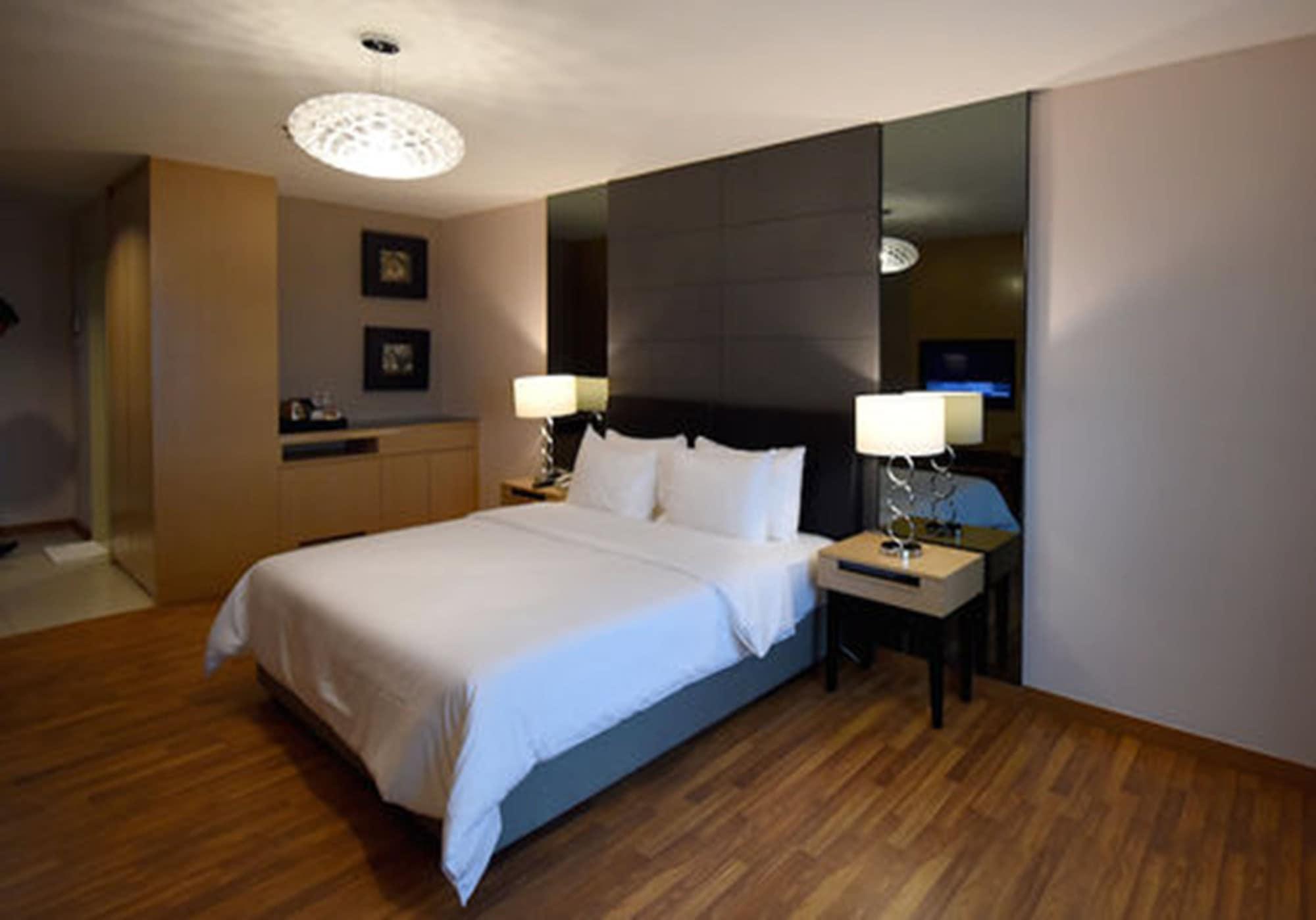 Imperial Heritage Hotel Melaka I City Centre I Free Wifi I Free Parking L Free Club Lounge Access Екстер'єр фото